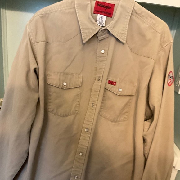WRANGLER long sleeve button snap/ flame resistant - Picture 1 of 4